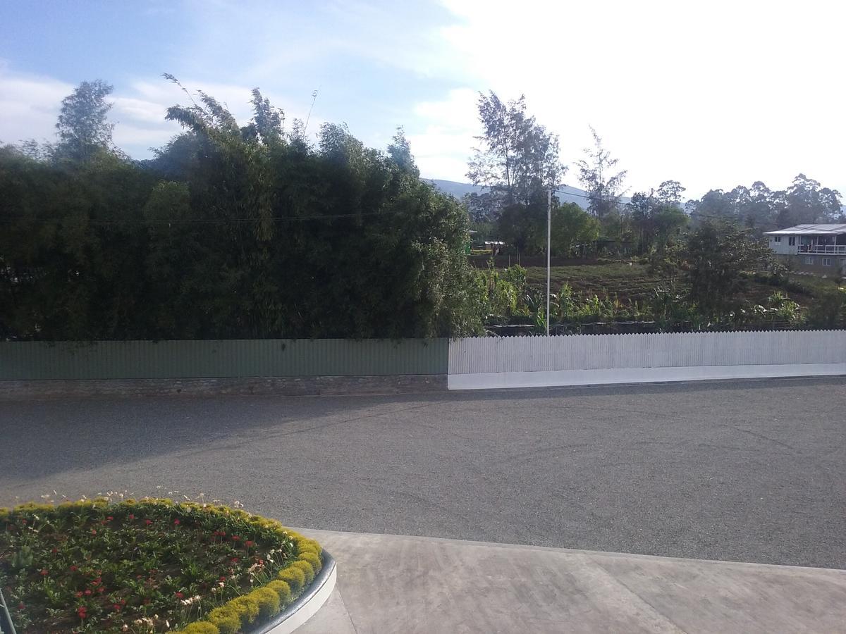 Mcroyal Hotel Mount Hagen Exterior foto